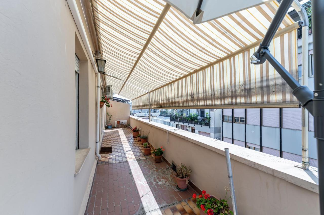 Central Station Terrace Apartment Near The Sea Pescara Kültér fotó